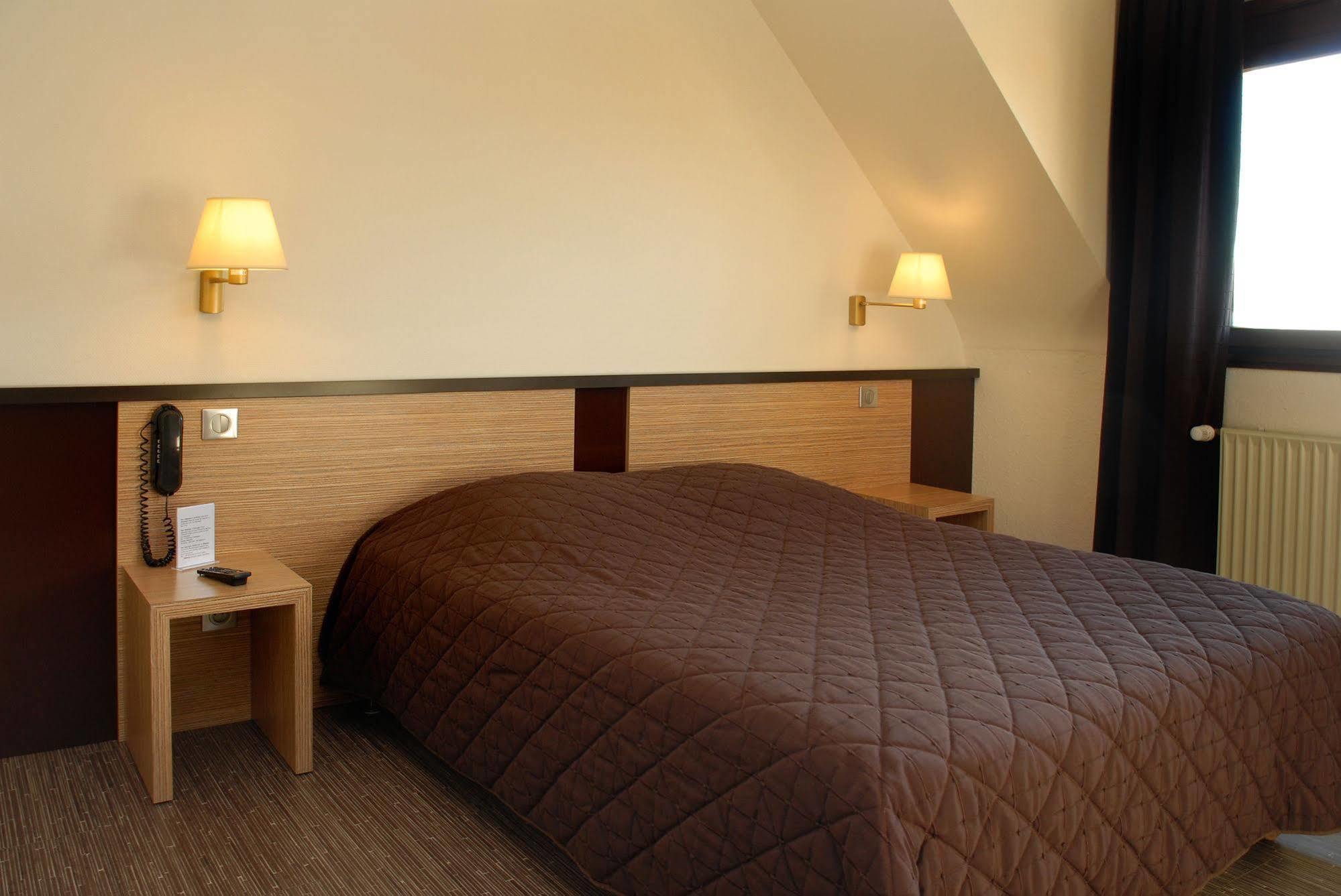 Sud Hotel Huttenheim Eksteriør bilde